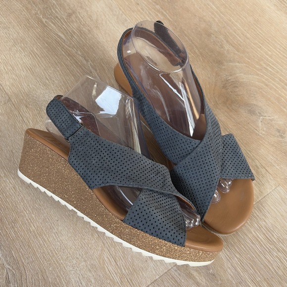Blue Saks Fifth Avenue Shoes - Paul Green Blue Suede Criss Cross Cork Wedge Sandal US 6 Hook & Loop Close EUC